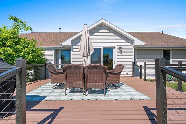 2133 WHEAT WAY, Green Bay, WI 54311