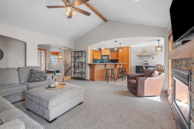2133 WHEAT WAY, Green Bay, WI 54311