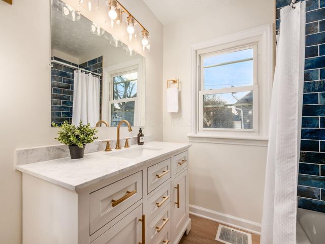 1994 Stratford Way, Columbus, OH 43219