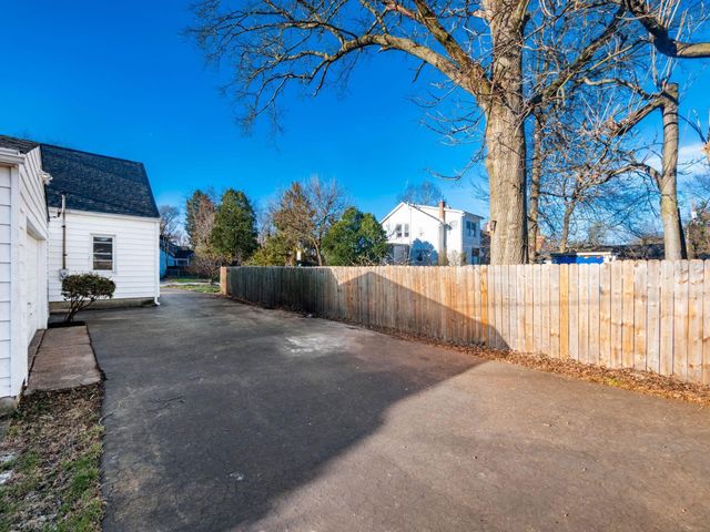 1994 Stratford Way, Columbus, OH 43219