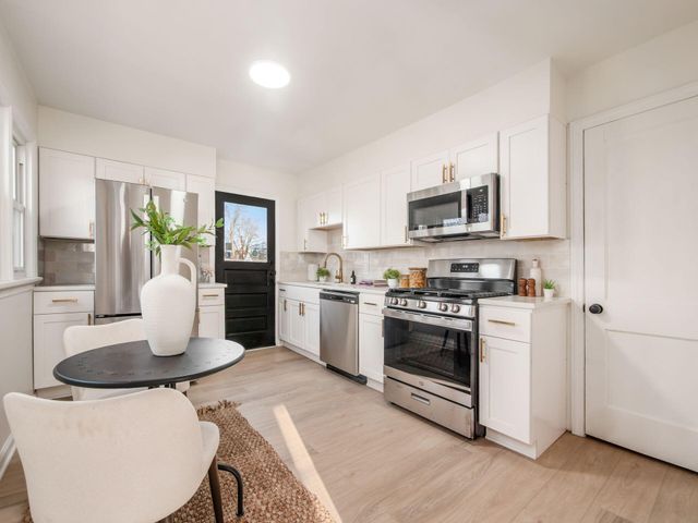 1994 Stratford Way, Columbus, OH 43219