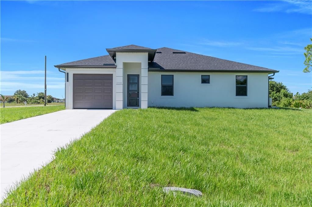 1110-1112 Eisenhower BLVD, Lehigh Acres, FL 33974