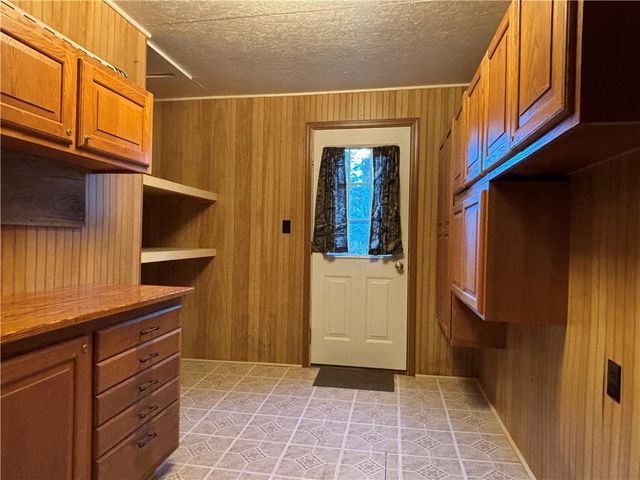 6 Eschrich Road, Lafayette, PA 16738