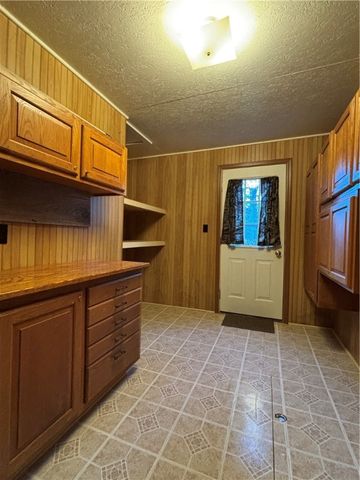 6 Eschrich Road, Lafayette, PA 16738