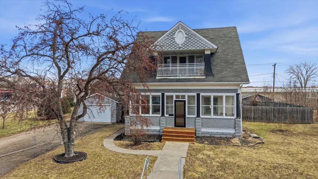 706 Central Avenue, Buffalo, MN 55313
