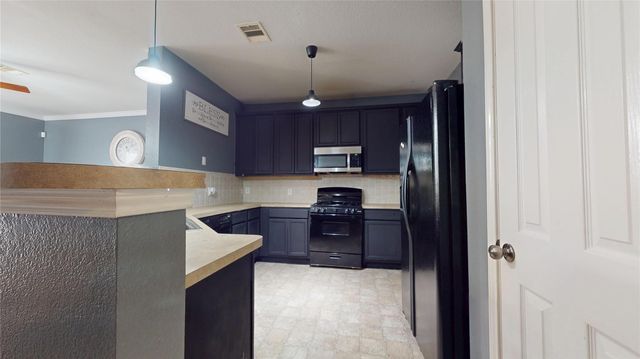 8030 Singing Sonnet Lane, Houston, TX 77072