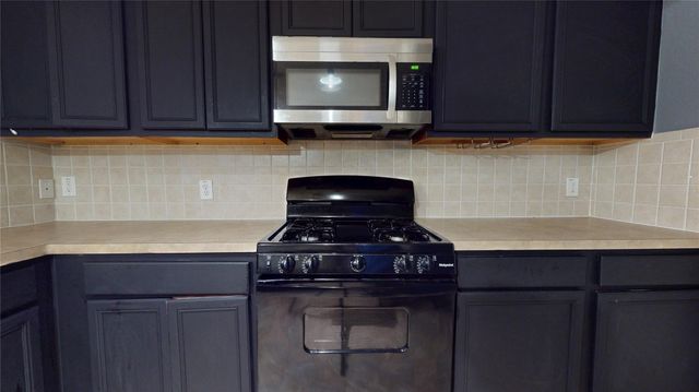 8030 Singing Sonnet Lane, Houston, TX 77072