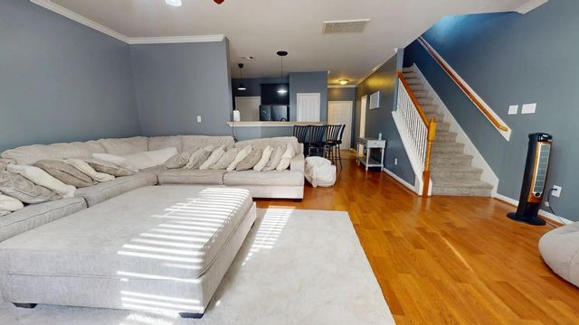 8030 Singing Sonnet Lane, Houston, TX 77072