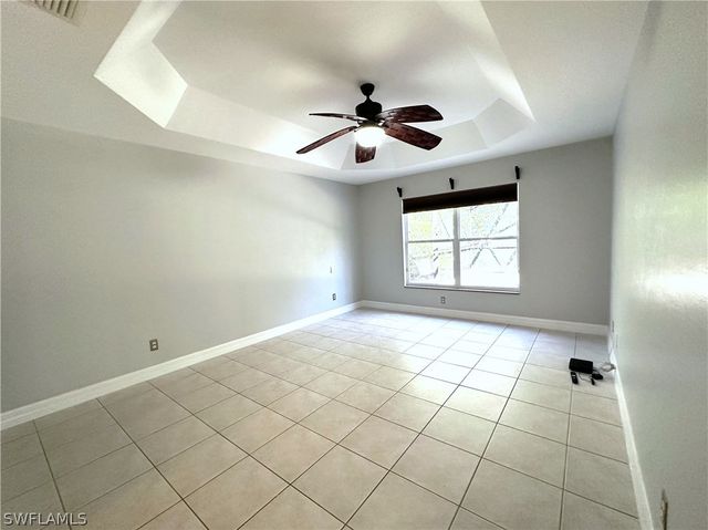 1356 Triandra LN, Naples, FL 34119