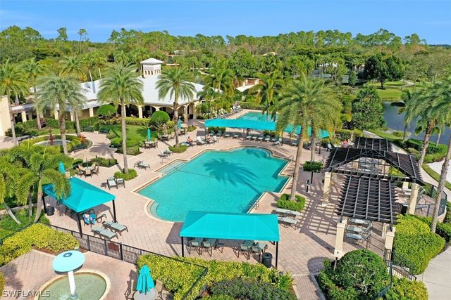 1356 Triandra LN, Naples, FL 34119