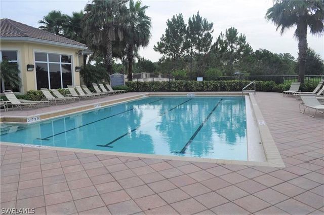 1356 Triandra LN, Naples, FL 34119