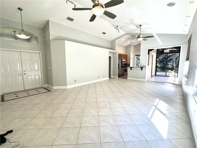 1356 Triandra LN, Naples, FL 34119