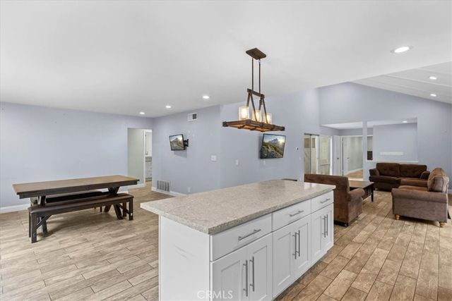 6 Banyan Tree, Irvine, CA 92612