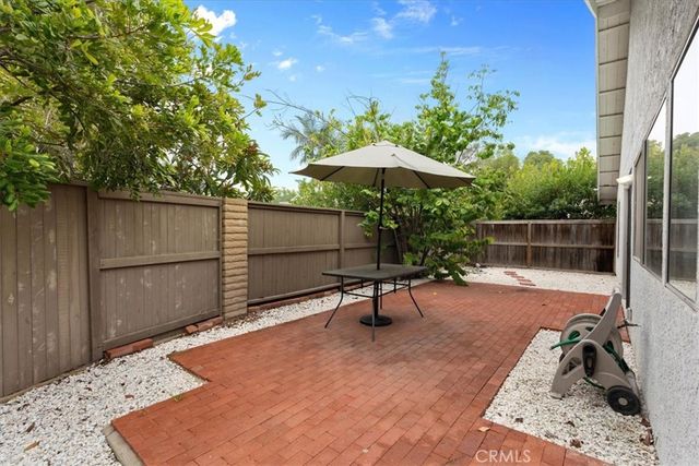 6 Banyan Tree, Irvine, CA 92612