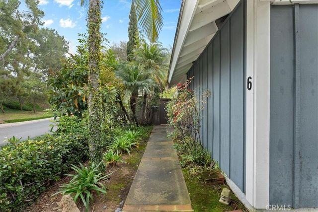 6 Banyan Tree, Irvine, CA 92612