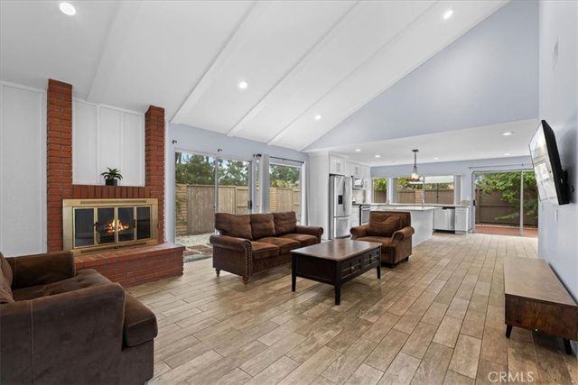 6 Banyan Tree, Irvine, CA 92612