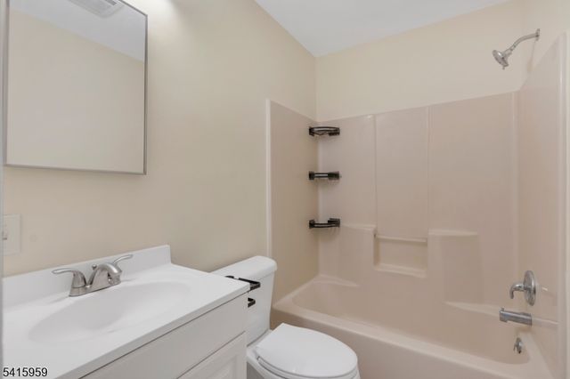 40 Prospect Pl B, North Plainfield Boro, NJ 07060