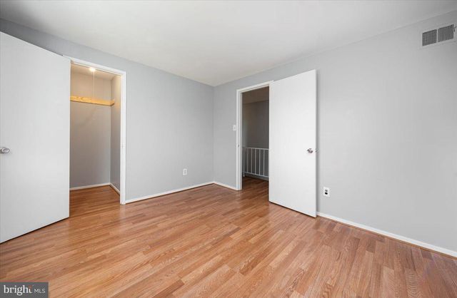 19052 CAPEHART DR, Montgomery Village, MD 20886