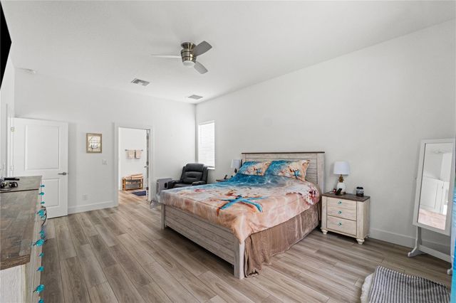 11153 WOOD OWL AVENUE, Weeki Wachee, FL 34614
