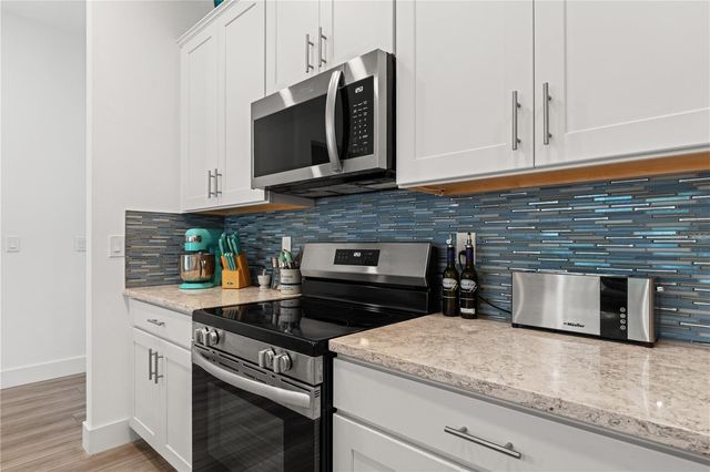 11153 WOOD OWL AVENUE, Weeki Wachee, FL 34614