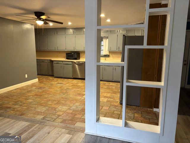 4082 STONEMONT Drive, Lilburn, GA 30047