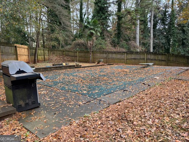 4082 STONEMONT Drive, Lilburn, GA 30047