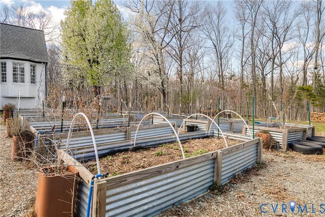 3455 E Brookland Manor Dr, Powhatan, VA 23139