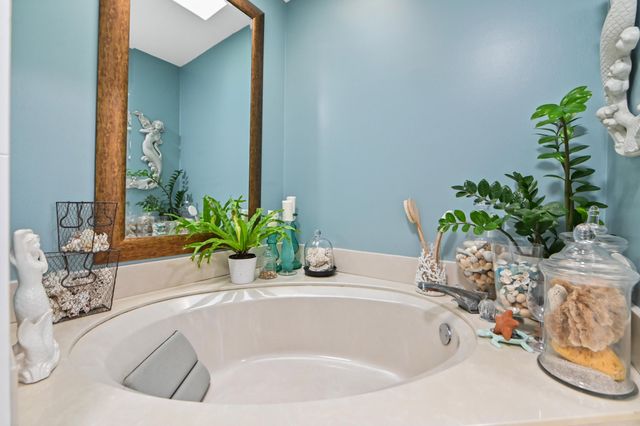 108 EXECUTIVE Circle, Boynton Beach, FL 33436