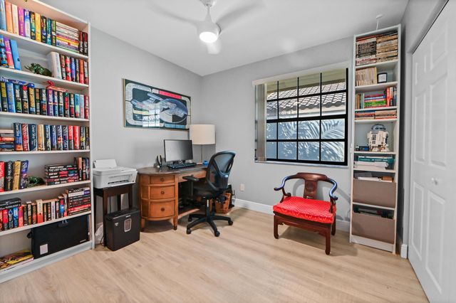 108 EXECUTIVE Circle, Boynton Beach, FL 33436