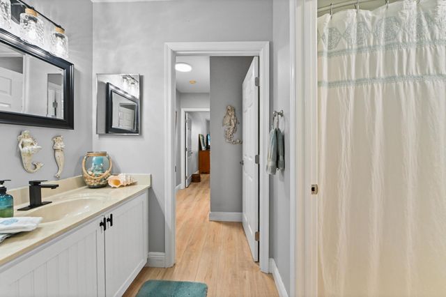 108 EXECUTIVE Circle, Boynton Beach, FL 33436