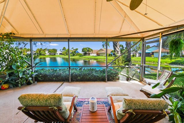 108 EXECUTIVE Circle, Boynton Beach, FL 33436
