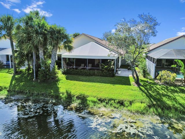 108 EXECUTIVE Circle, Boynton Beach, FL 33436