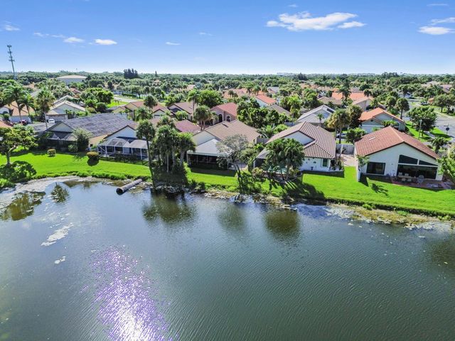 108 EXECUTIVE Circle, Boynton Beach, FL 33436