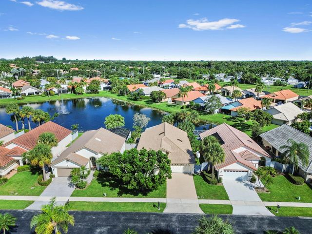 108 EXECUTIVE Circle, Boynton Beach, FL 33436