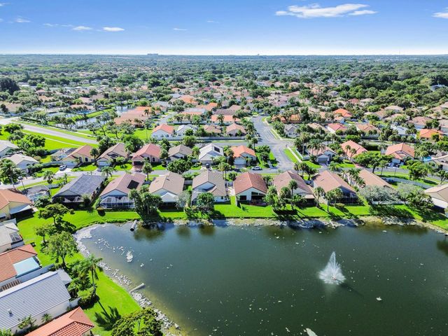 108 EXECUTIVE Circle, Boynton Beach, FL 33436