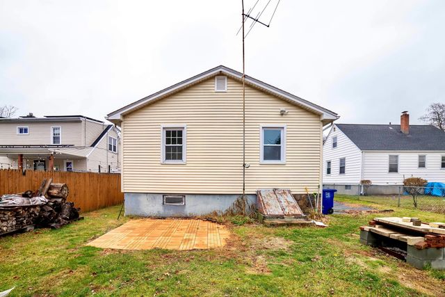 45 Voight Avenue, Bridgeport, CT 06606