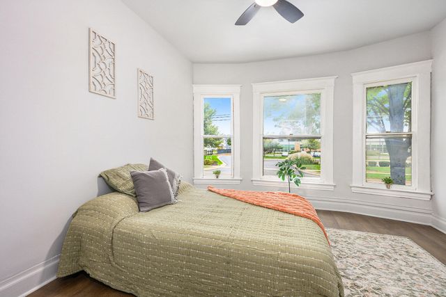 415 W Walnut Street, Kalamazoo City, MI 49007