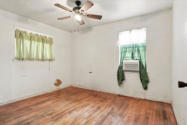 820 Colgate Drive, Lancaster, TX 75134