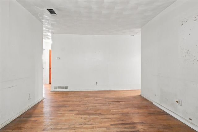 820 Colgate Drive, Lancaster, TX 75134