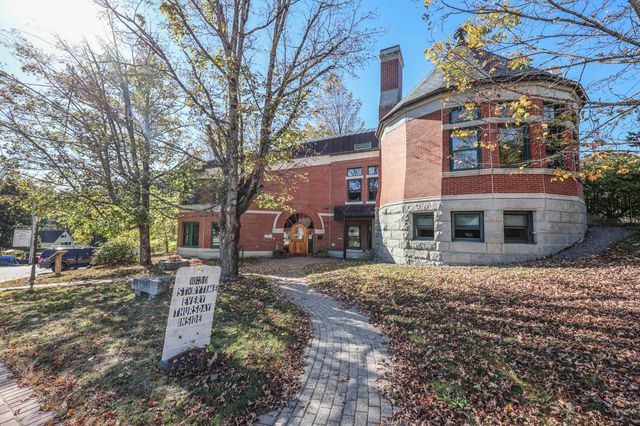 74 Kearsarge Mountain Road, Warner, NH 03278