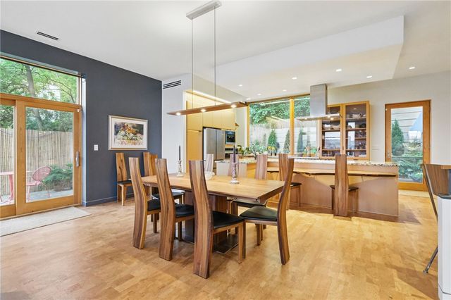 14 WINDOM HILL PLACE, Mt Washington, PA 15203