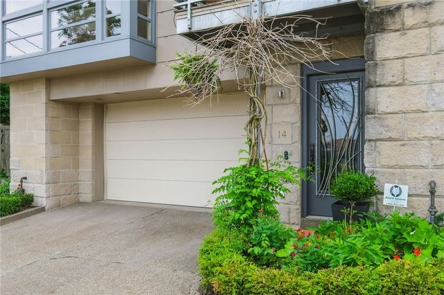 14 WINDOM HILL PLACE, Mt Washington, PA 15203