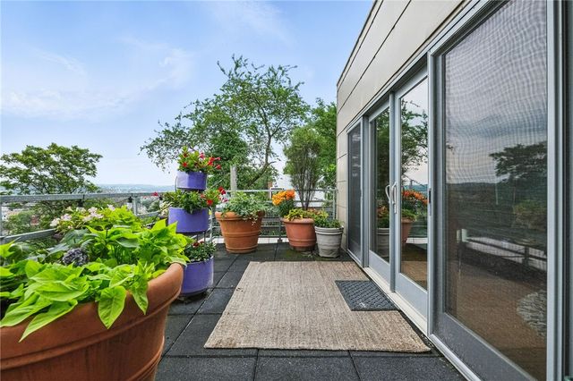 14 WINDOM HILL PLACE, Mt Washington, PA 15203