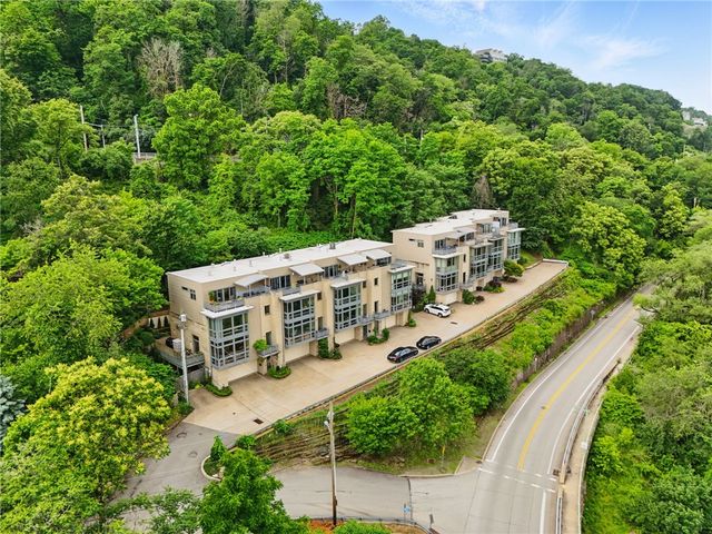 14 WINDOM HILL PLACE, Mt Washington, PA 15203