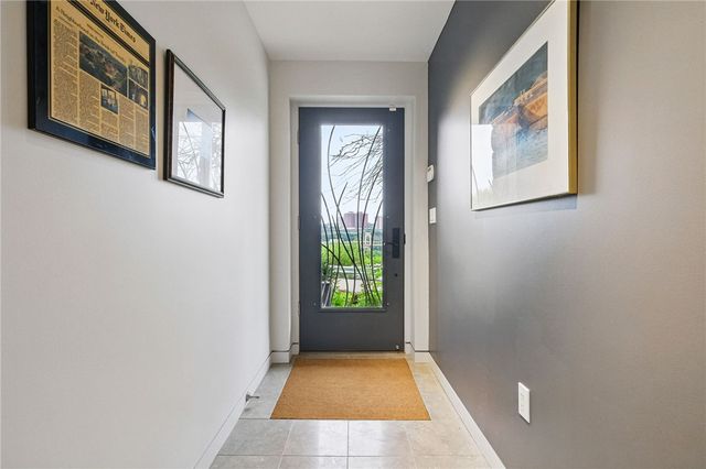 14 WINDOM HILL PLACE, Mt Washington, PA 15203