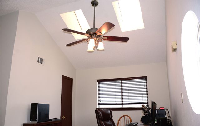 647 Cimarron Trail 647, Irving, TX 75063
