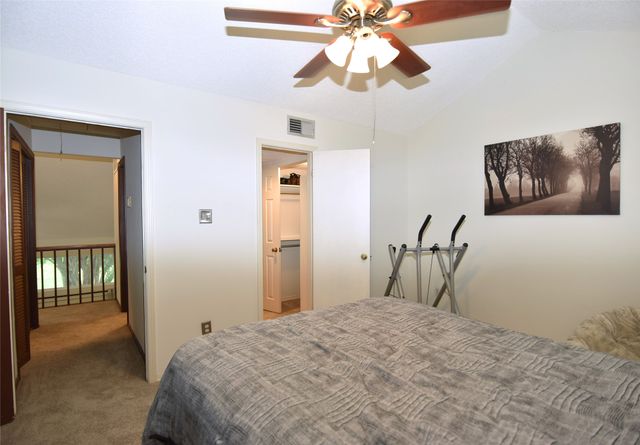 647 Cimarron Trail 647, Irving, TX 75063