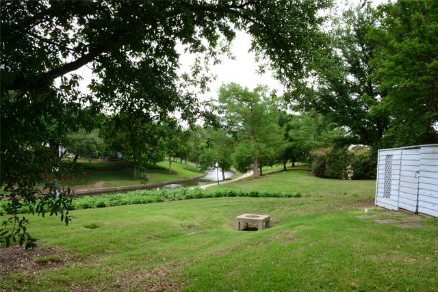 647 Cimarron Trail 647, Irving, TX 75063