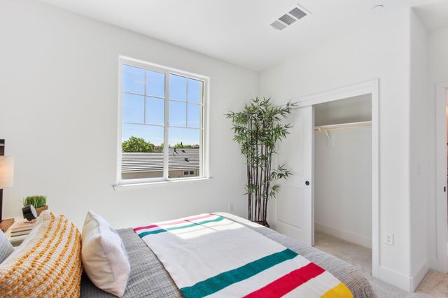 441 Caravaggio Cir, Sacramento, CA 95835