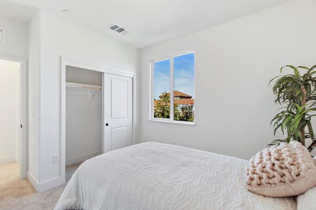 441 Caravaggio Cir, Sacramento, CA 95835